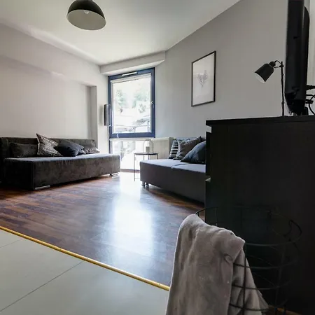 アパート Centrum 89